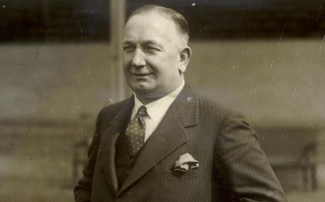 Herbert-Chapman-1.jpg